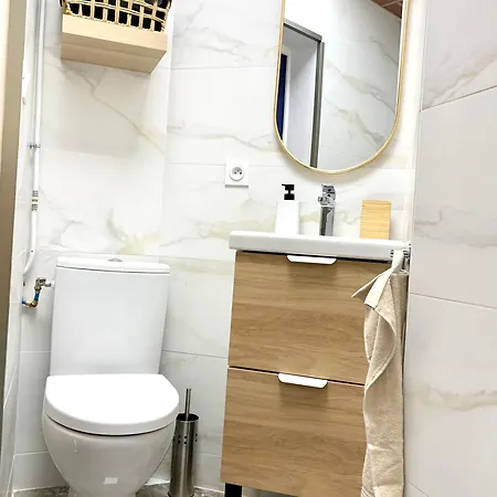 Appartement Charmant, Proche Gare Et Centre Historique - Climatisation Et Wifi *