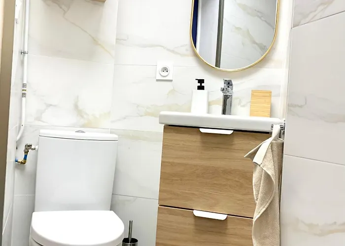 Apartment Charmant, Proche Gare Et Centre Historique - Climatisation Et Wifi *